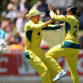 Women's Ashes - Australia look to adapt to conditions quicker with the bat after surviving another scare